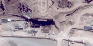 Супутникові знімки комплексу в Парчині та «Гори Піксакс» з ознаками ремонту