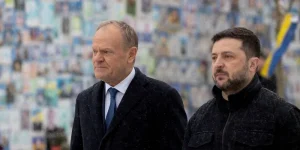 Літак президента України у Польщі (скриншот трансляції TVP)