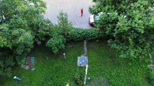 Багатоквартирний будинок у Салтівському районі Харкова, з вікна п'ятого поверху якого випала дитина