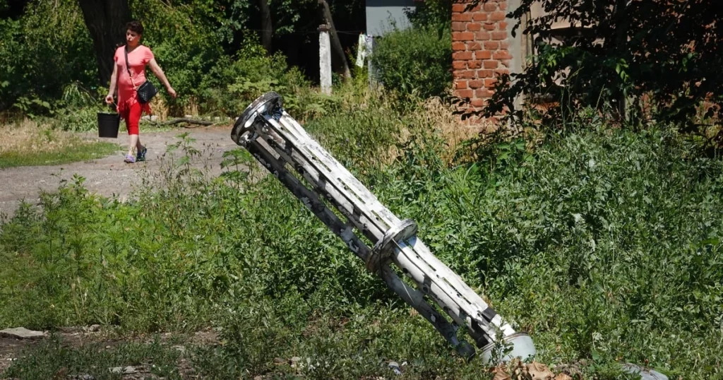 Ілюстративне фото ракети з касетним зарядом, яка атакувала Слов'янськ на Донеччині, 2022 рік