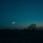 новий місяць над українським пейзажем