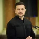Президент Володимир Зеленський під час брифінгу у Брюсселі 16 жовтня 2026 року