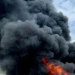 Масштабне зарево від пожежі в районі Волгоградського НПЗ та хімічного заводу «Каустик»