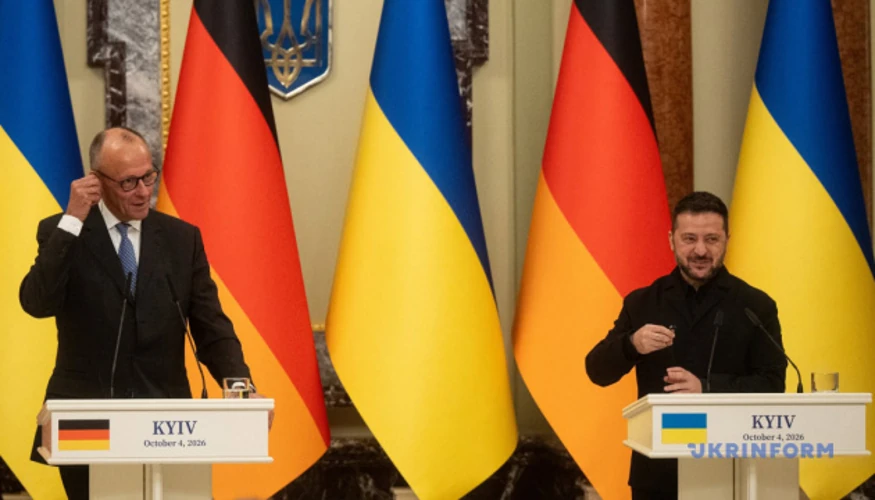 Володимир Зеленський і Фрідріх Мерц під час спільного брифінгу у Києві, 4 жовтня 2026 року