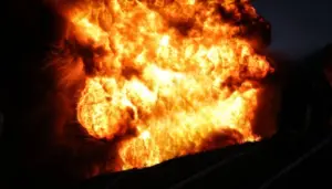Наслідки пожежі на складах логістичної компанії у Дніпровському районі Дніпропетровської області внаслідок російського удару
